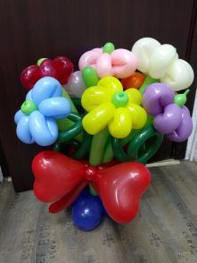Букети от балони